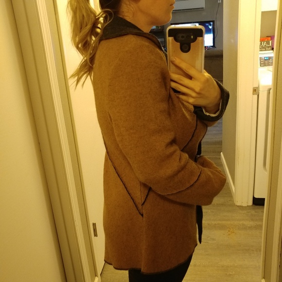 Icelandic Design Meryl Reversible Jacket size medium - Picture 5 of 8